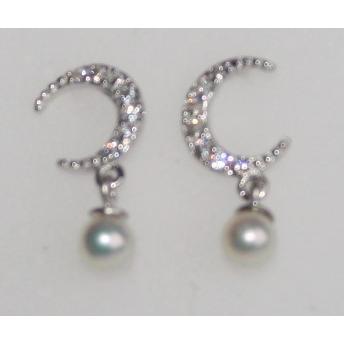 Pearl 可愛い三日月 パールが揺れるピアス シルバー製 ベビーパール