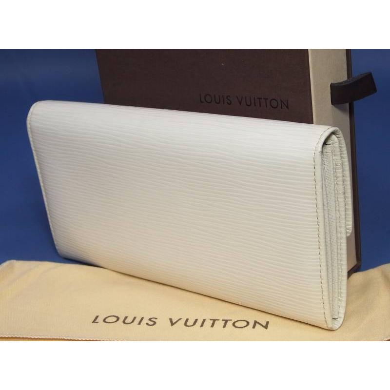 LOUIS VUITTON（ルイ・ヴィトン） ヴィトン ポルトフォイユ サラ