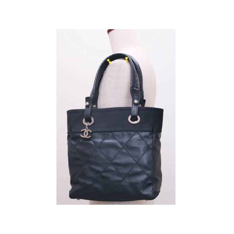 CHANEL シャネル ココマーク バッグチャーム パリビアリッツ用 CHANEL（シャネル） 美品 パリビアリッツ PM トートバック CCロゴ