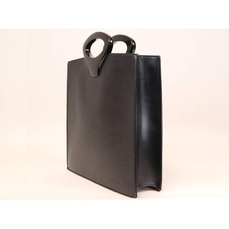 ルイヴィトン【LOUIS VUITTON】ヴィトン  エピ　オンブル　ノワール LOUIS VUITTON ルイヴィトン エピ オンブル M52102ノワール