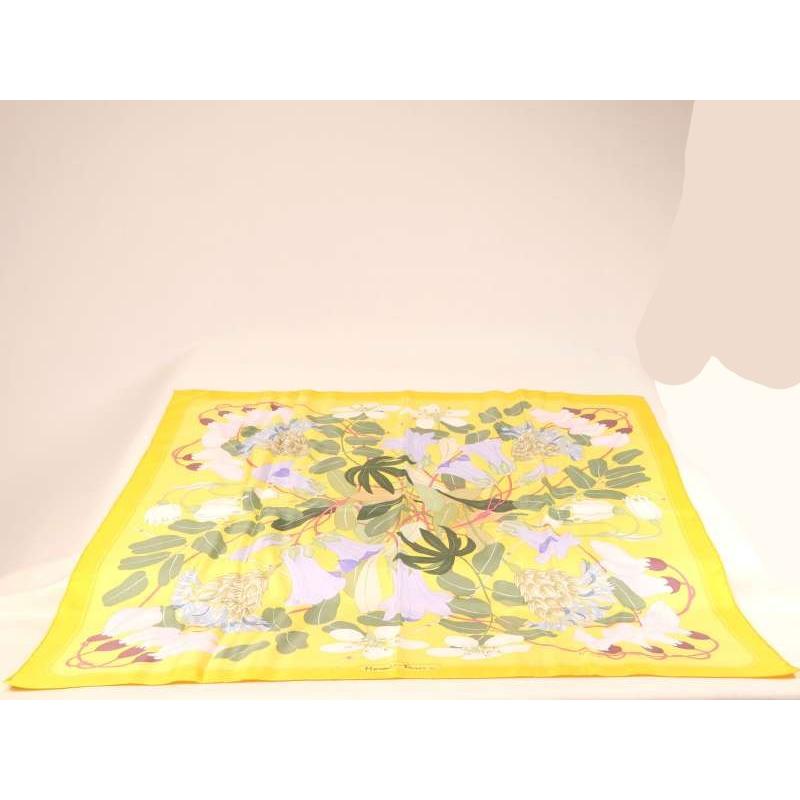 HERMES エルメス スカーフ カレ90 ギリシャの花 FLORA GRAECA HERMES エルメス スカーフ カレ90 ギリシャの花 FLORA GRAECA