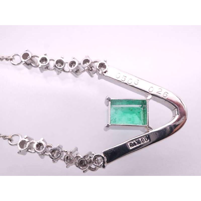 エメラルド0.506ct ダイヤ0.26ct V字風 ペンダント ネックレス