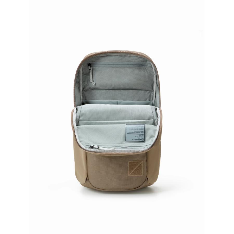 CIVIC HALF ZIP 22L #Fossil Brown [CHZ22] シビック ハーフジップ 22L EVERGOODS エバー ...