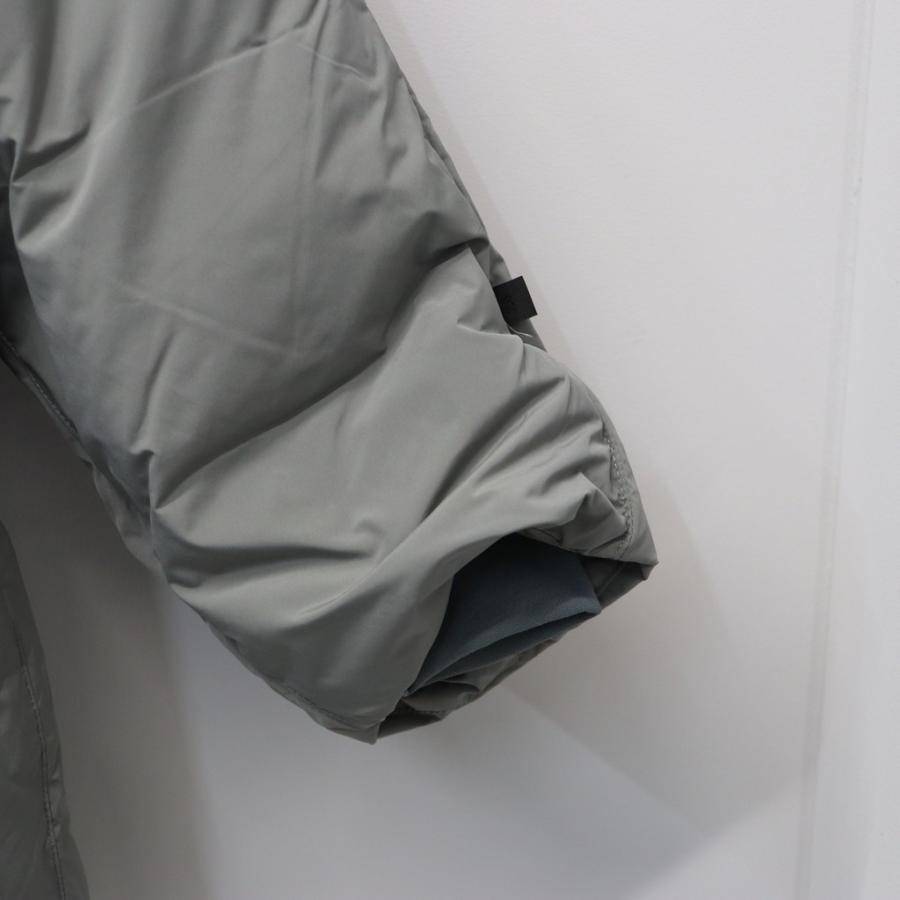 ダイワピア39 TECH 2WAY CADET DOWN PARKA #GRAY [BW-42025W] メンズ アウター DAIWA PIER39の画像