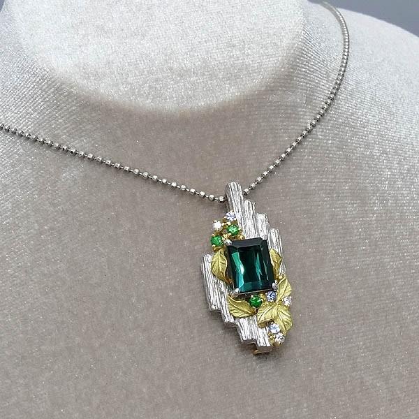 天然パーティーカラード　トルマリン 天然パーティーカラードトルマリン 7.105ctの買取実績｜色石BANK