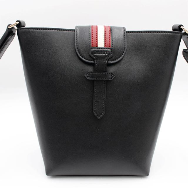 Bally BALLY バリー ショルダーバッグ BARLA.0 533 レザー Bally BALLY バリー ショルダーバッグ BARLA.0 533 レザー