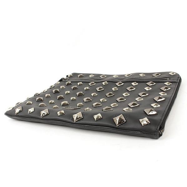 美品】エムシーエム MCM□スタッズ付きクラッチバッグ 黒□01035 