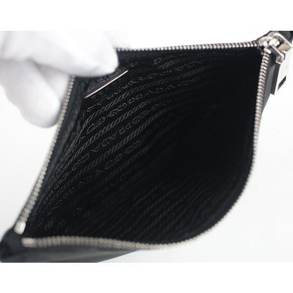 PRADA 黒 ナイロンポーチ　美品 PRADA】プラダ『ナイロン ポーチ』レディース 1週間保証【中古