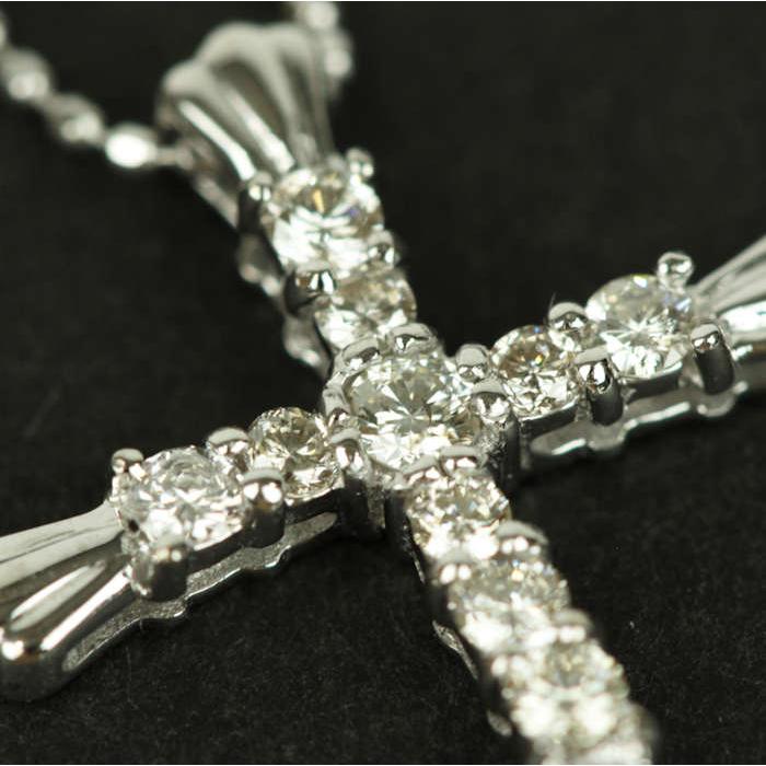 K18WG ダイヤモンド 0.30ct 十字架 クロス ネックレス 全長約45cm 18金