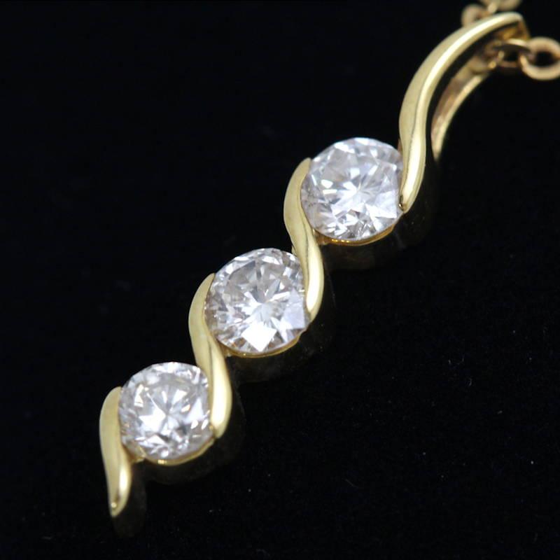 UNOAERRE（ウノアエレ） ダイヤモンド 0.5ct ネックレス K18 18金 