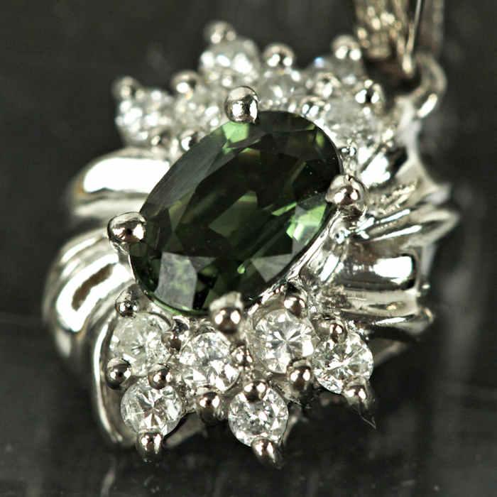 グリーンサファイア 0.64ct ダイヤモンド 0.17ct ネックレス Pt850 