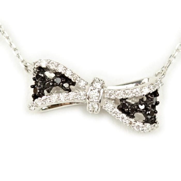 Ponte Vecchio ポンテヴェキオ ダイヤモンド 白 0.11ct 黒 0.05