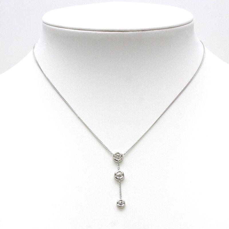 トリロジーネックレス Pt850 プラチナ ダイヤモンド 0.13Ct/0.13Ct 