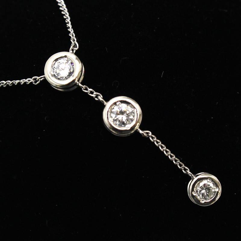 トリロジーネックレス Pt850 プラチナ ダイヤモンド 0.13Ct/0.13Ct 