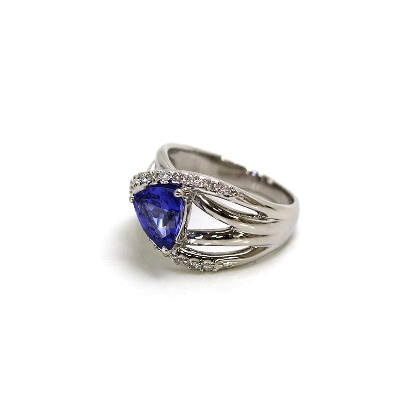Pt900 タンザナイトリング 14号 2.15ct ダイヤモンド 0.20ct プラチナ 