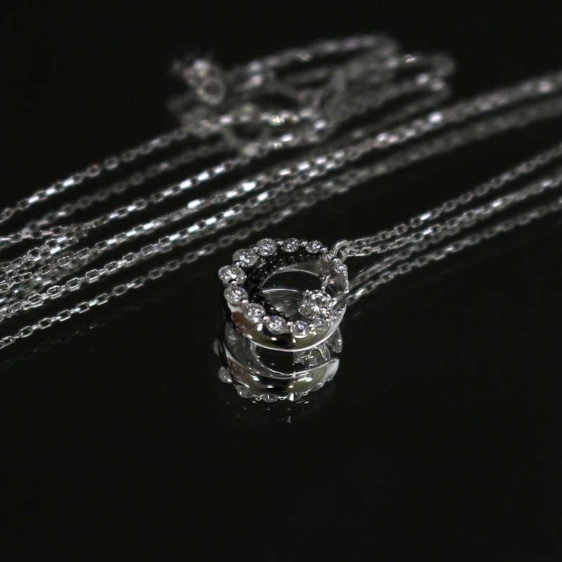 K18WG ダイヤモンド ネックレス 三日月モチーフ K18WG 三日月モチーフネックレス ダイヤモンド 0.40ct ブラック