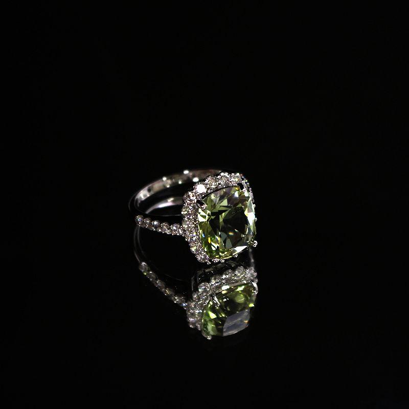 Pt900 グリーンベリルリング 17.5号 6.557ct ダイヤモンド 1.24ct
