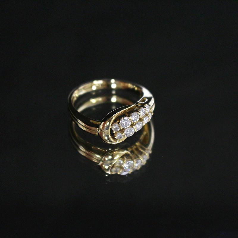 Queen Jewelry 平和堂貿易 デザインリング 16号 ダイヤモンド 約4.7g