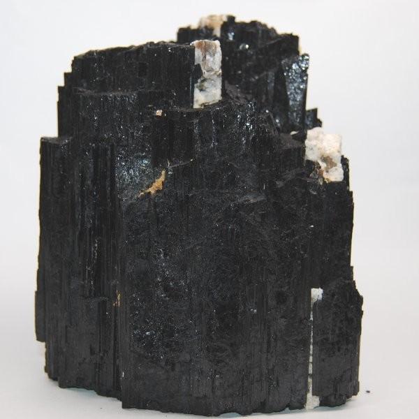 絶対一番安い ブラックトルマリン　ブラジル産  np1315   原石　約1,670g  宝石ルース、裸石