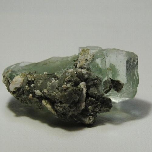 フローライト 原石 中国・湖南省産 約98g np5131 : TAMICHI Minerals