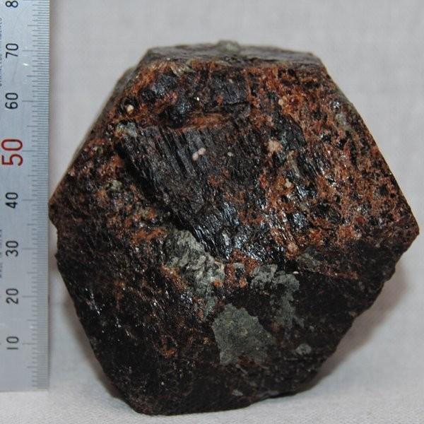 ガーネット　結晶　　約745g　オーストラリア産　q4501｜tamichi