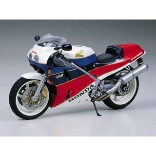 タミヤ（14057）1/12 ホンダ VFR750R | タミヤ