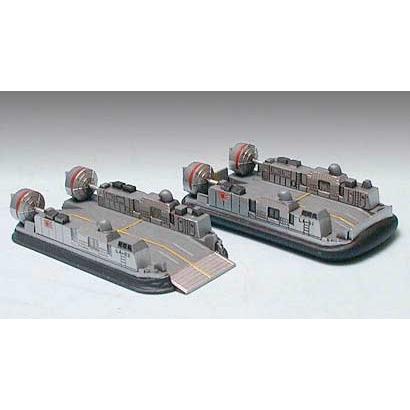 タミヤ（31003）1/700 海上自衛隊輸送艦 LST-4001 おおすみ | タミヤ | 05