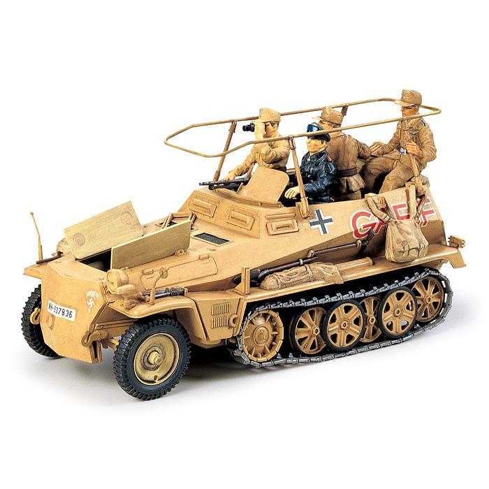 タミヤ (35113) 1/35 ドイツ Sd.kfz.250/3 無線指揮車グライフ | タミヤ