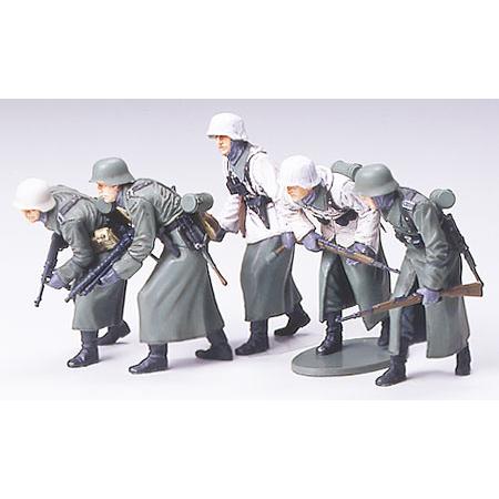 タミヤ（TAMIYA） タミヤ（35256）1/35 ドイツ冬季装備歩兵 進撃セット