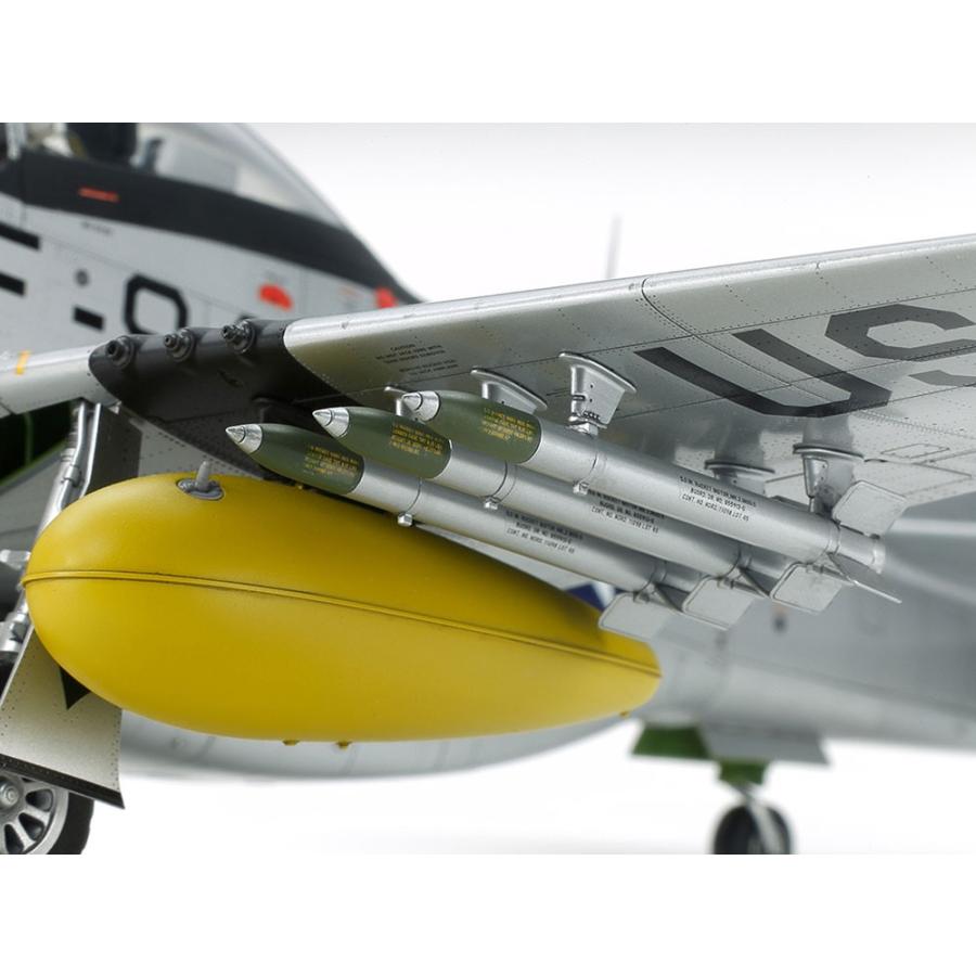 タミヤ (60328) 1/32 ノースアメリカン F-51D マスタング (朝鮮戦争) | タミヤ | 04