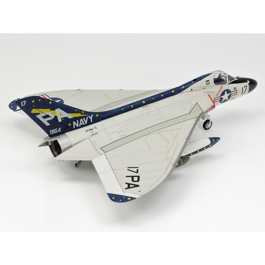 タミヤ（60741）1/72 ダグラス F4D-1 スカイレイ | タミヤ | 01