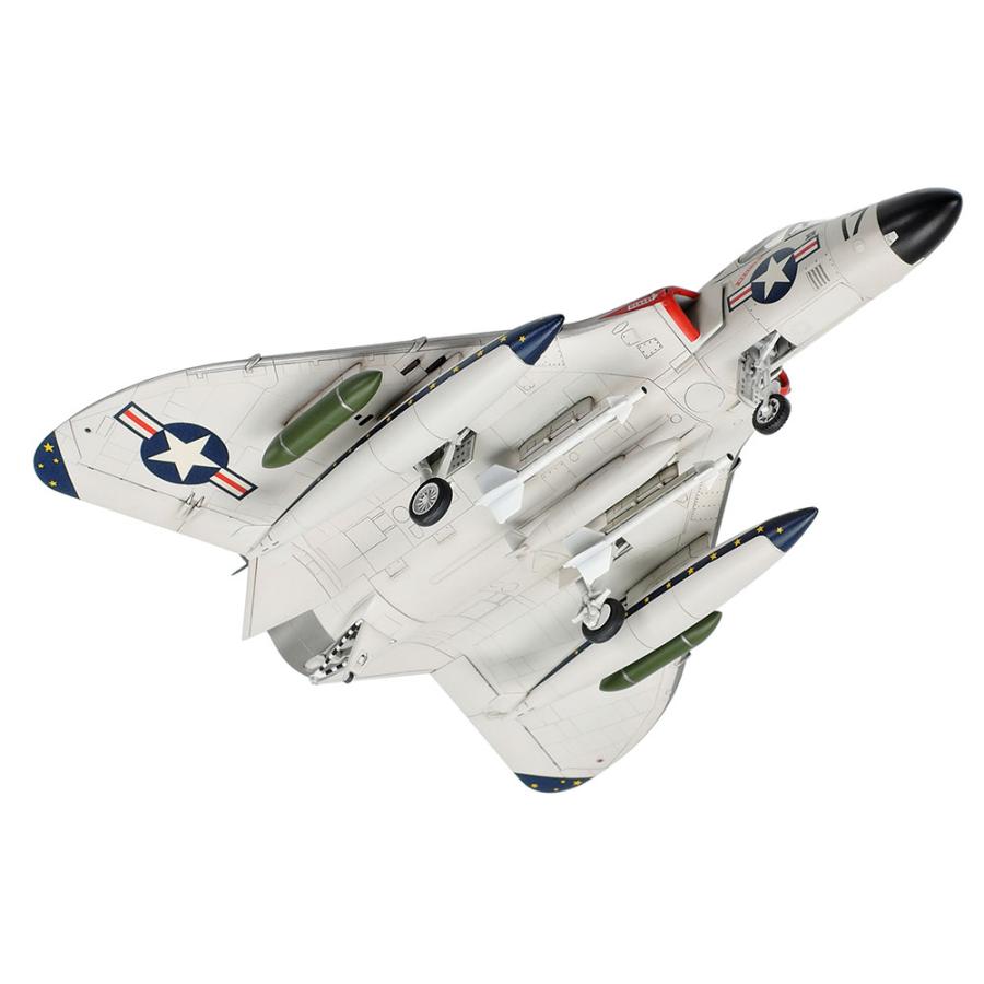 タミヤ（60741）1/72 ダグラス F4D-1 スカイレイ | タミヤ | 02