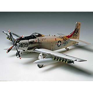 タミヤ（TAMIYA） タミヤ（61058）1/48 ダグラス A-1H スカイレーダー