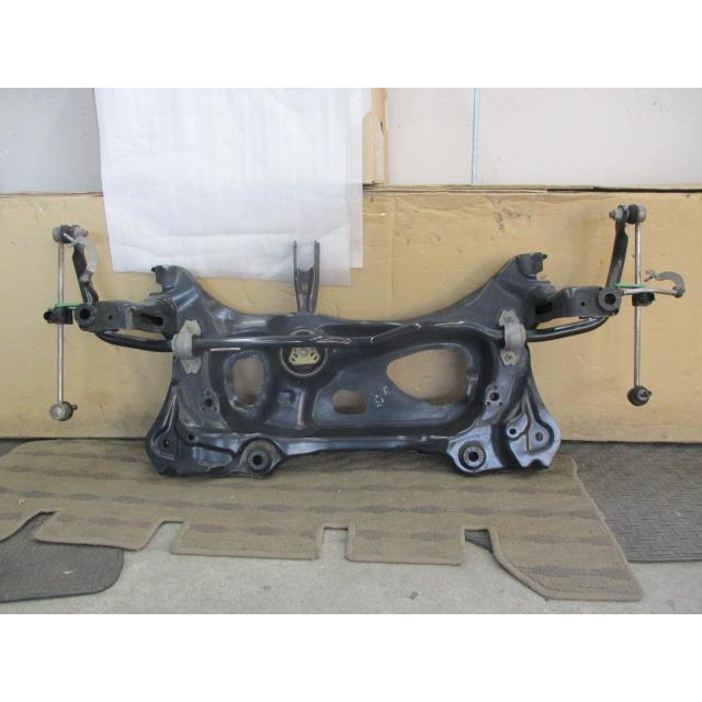 VW ゴルフR AUCJXF フロントメンバー 5Q0 199 315R