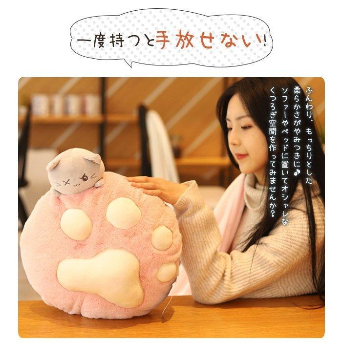 椅子 背もたれ クッション 仕事 抱き枕 ぬいぐるみ ネコ 肉球 インテリア マート 背当て フリース 可愛い おしゃれ お昼寝枕 腰当て チェアクッション