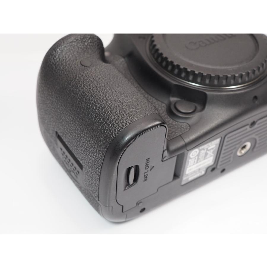 EOS Canon 7D MarkII （ 2型 ）ボディー キヤノン [管CN7378 : カメラ