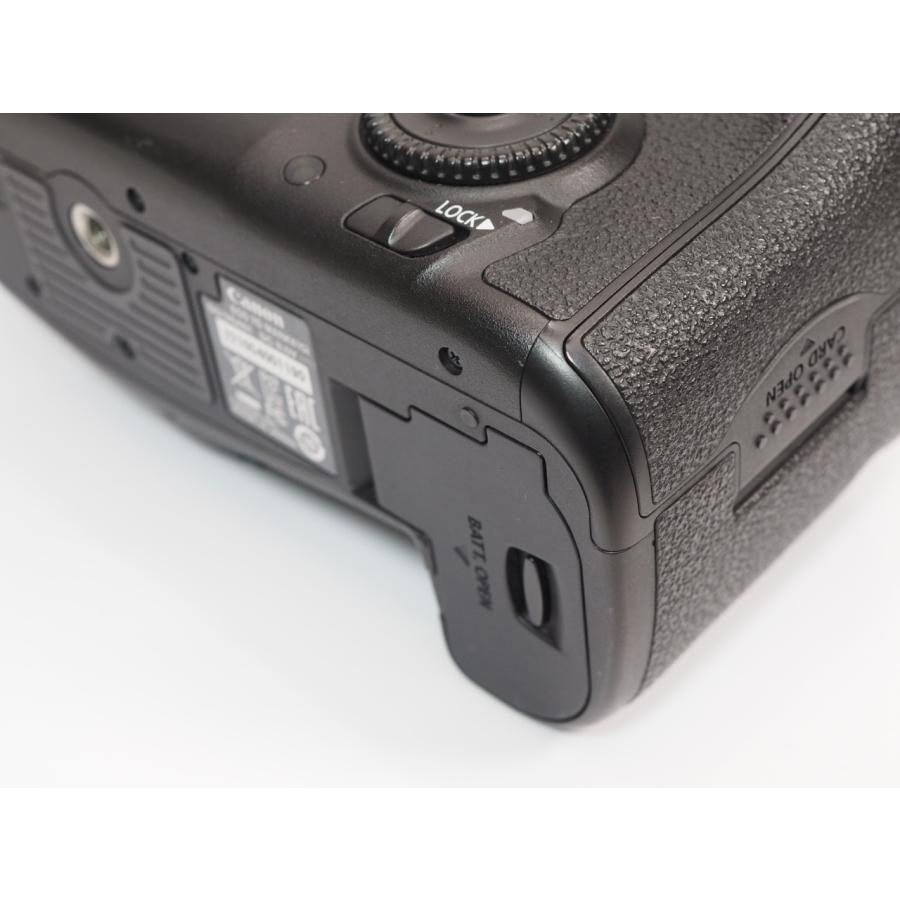 EOS Canon 7D MarkII （ 2型 ）ボディー キヤノン [管CN7378 : カメラ