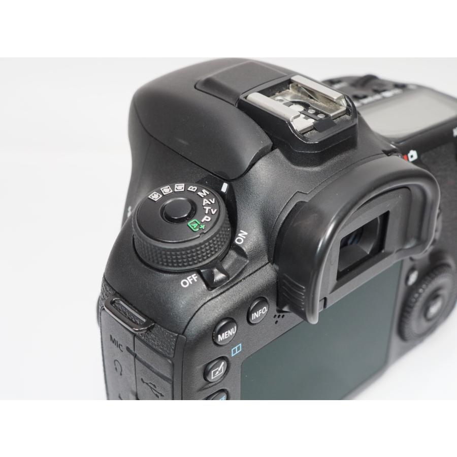 EOS Canon 7D MarkII （ 2型 ）ボディー キヤノン [管CN7378 : カメラ