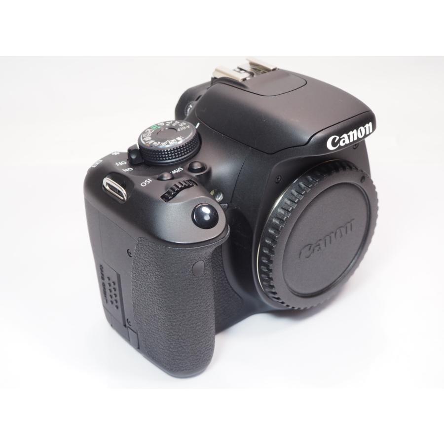 EOS 【 882ショットのみ 】Canon Kiss X5 ボディー チャージャーなし