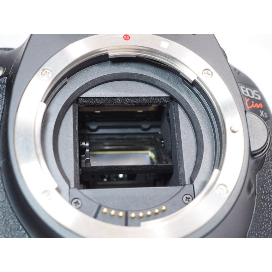 EOS 【 882ショットのみ 】Canon Kiss X5 ボディー チャージャーなし