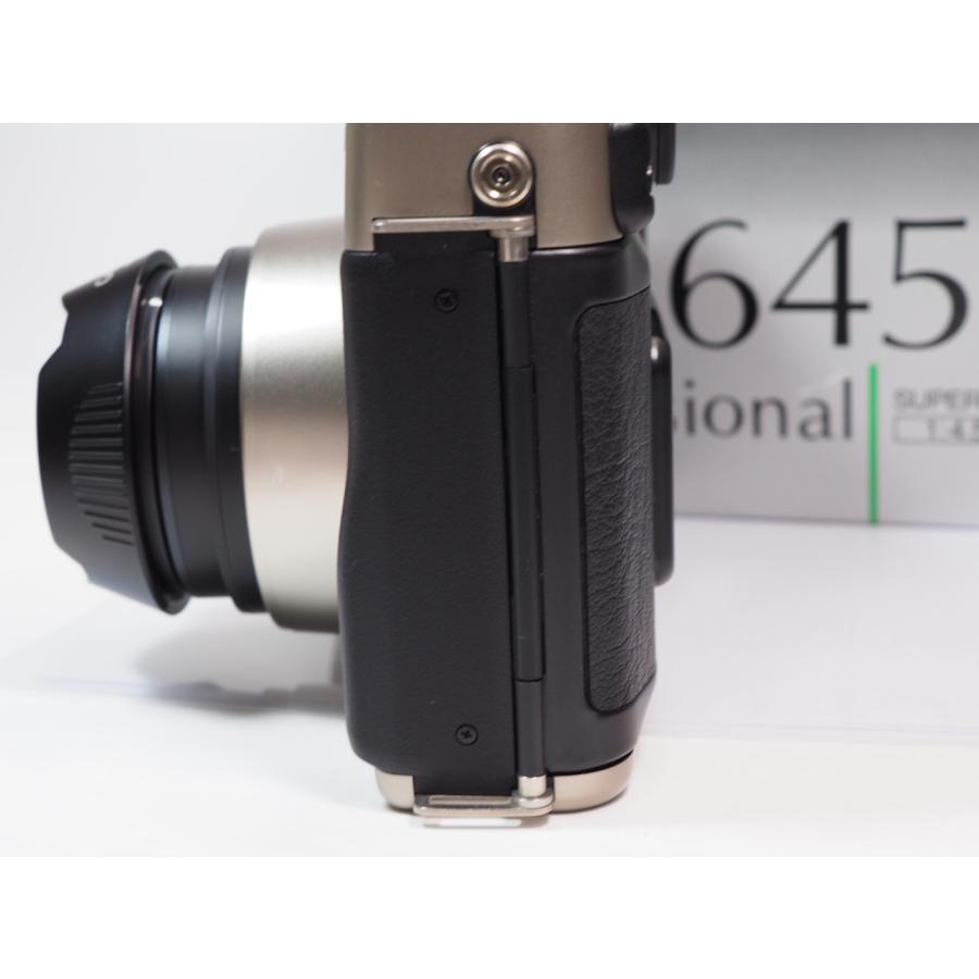 FUJIFILM（フジフイルム） GA645Zi Professional 55-90mm フード付