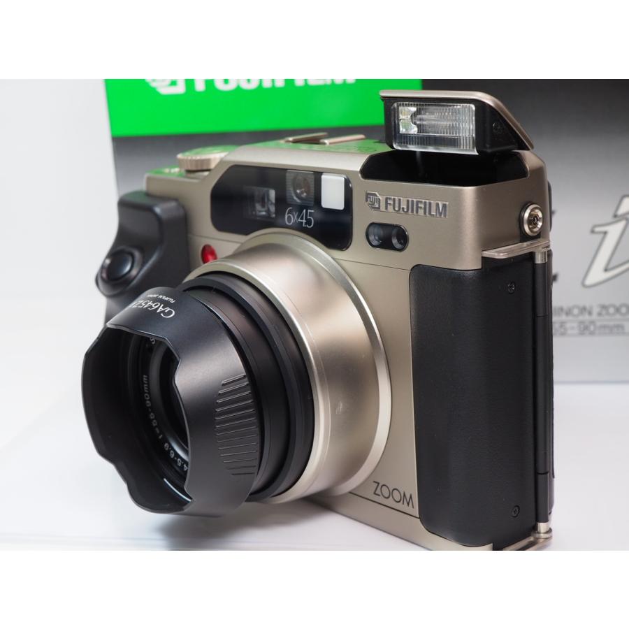 FUJIFILM GA645Zi Pro 55-90mm 中判　フィルムカメラ FUJIFILM（フジフイルム） GA645Zi Professional 55-90mm フード付