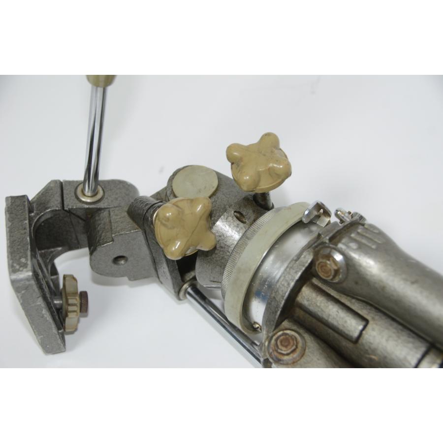 GITZO 【中古 堅牢実用三脚 】GITZO CREMAILLERE 2 + R.No2雲台 GITZO 【中古 堅牢実用三脚 】GITZO CREMAILLERE 2 + R.No2雲台