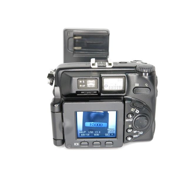 ニコン（Nikon） Nikon COOLPIX 5000 コンパクトデジタルカメラ [管