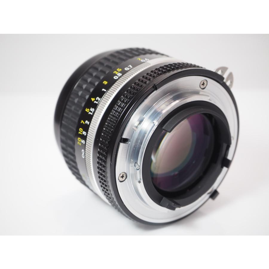 Nikon Ai-S NIKKOR 50mm F1.4 人気単焦点レンズ 美品 ニコン（Nikon） 【 美品 】Nikon Ai-s 50mm F1.4 単焦点 レンズ [管