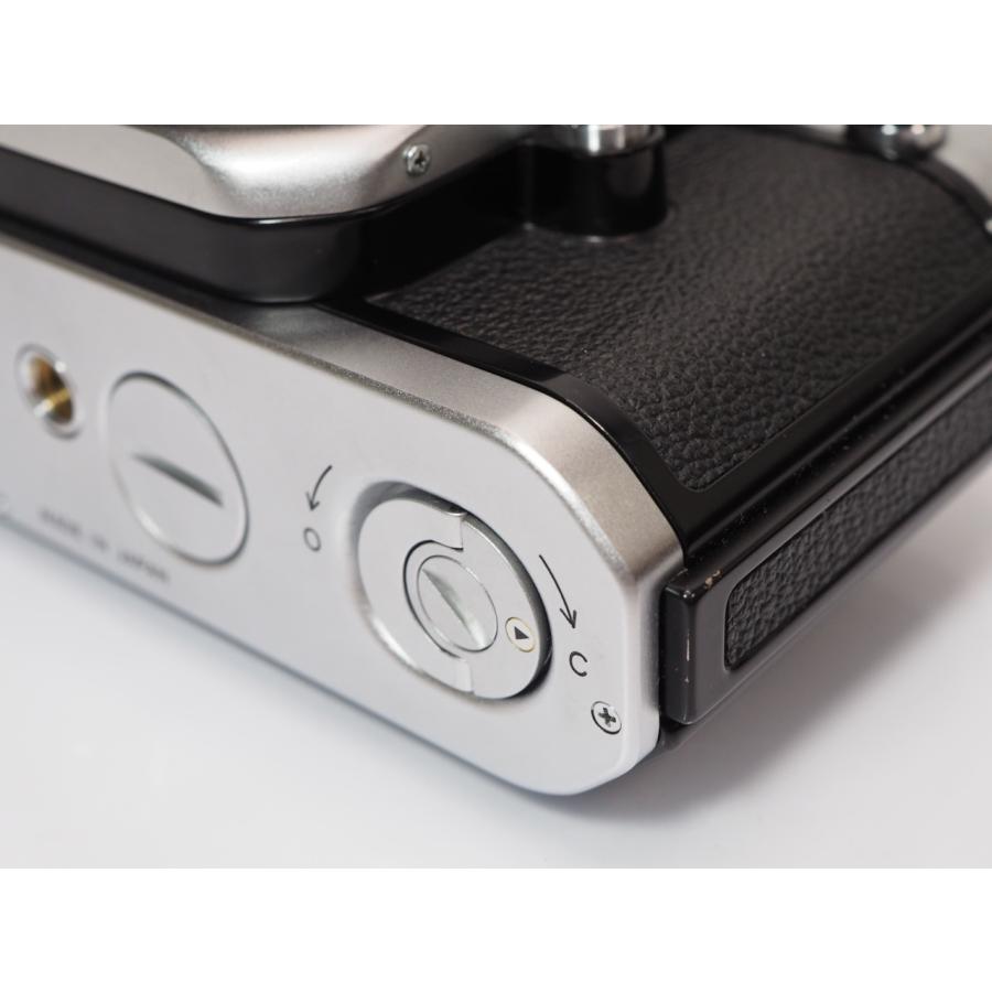 Nikon F2 アイレベル シルバー ボディー フイルムカメラ [管NI8750の画像