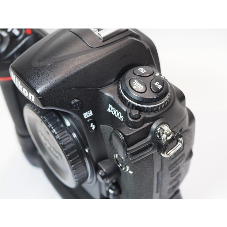 ニコン（Nikon） Nikon D300S ボディー MB-D10 バッテリーグリップ付き