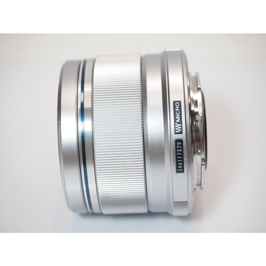 【超美品】フード付 OLYMPUS 25mm f/1.8 Amazon.com : OLYMPUS M.Zuiko Digital 25mm F1.8 Black For