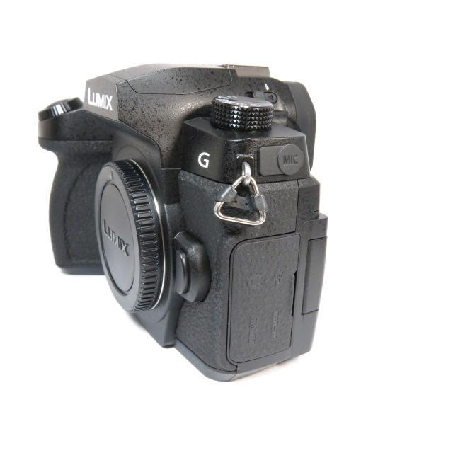 Panasonic 【 極美品 】Panasonic LUMIX DC-G99D ボディー Panasonic 【 極美品 】Panasonic LUMIX DC-G99D ボディー