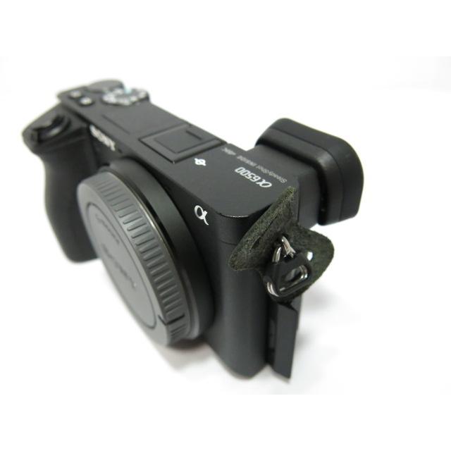 α（ソニー） 【 極上品 1666ショットのみ 】SONY α6500ボディー 純正底